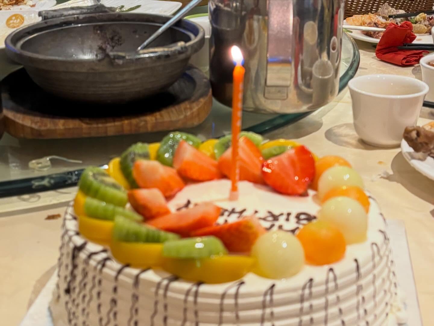 a-social-evening-singing-karaoke-and-celebrating-a-birthdays-2