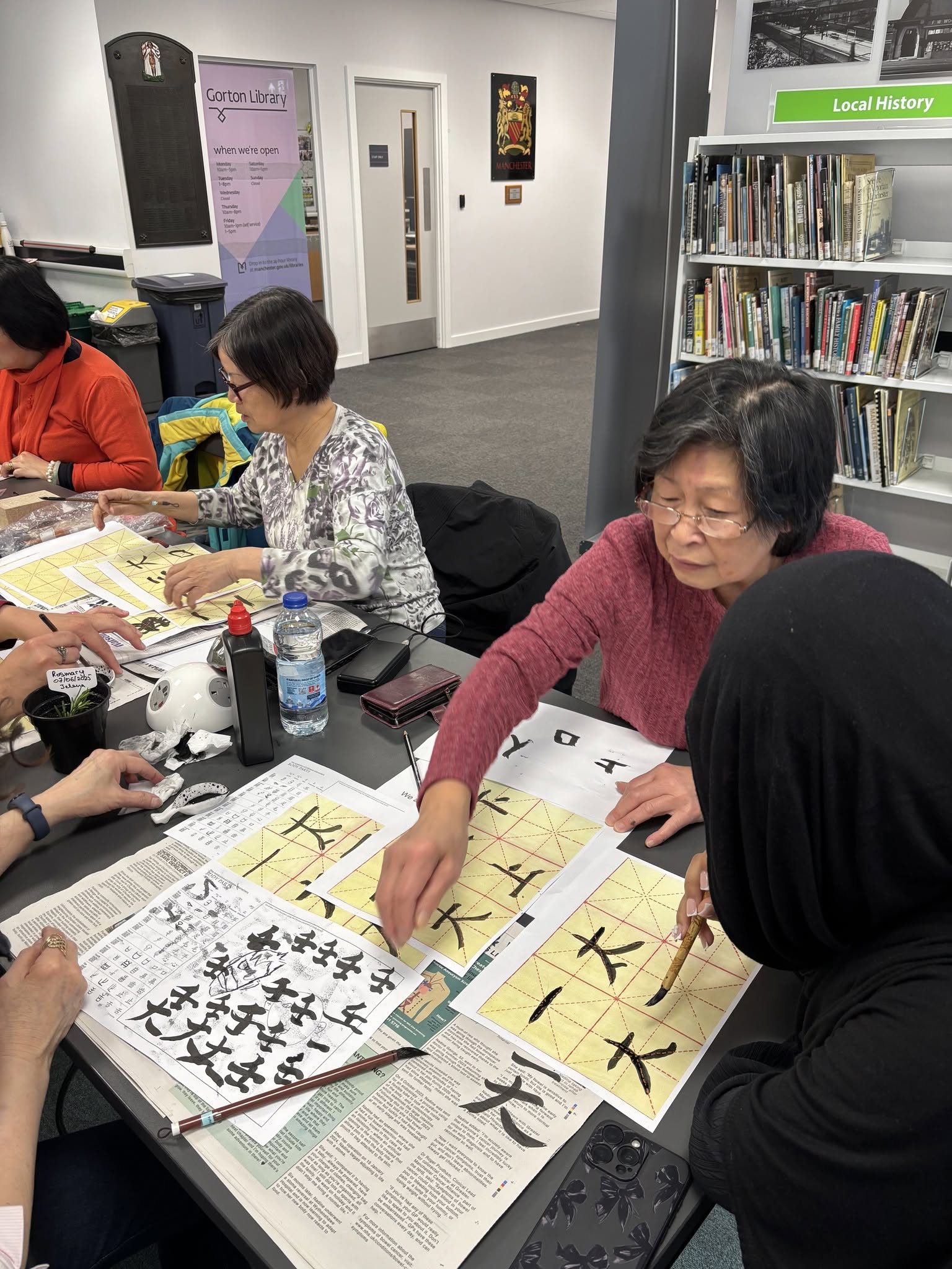 promoting-activities-of-chinese-calligraphy-in-the-local-community-2